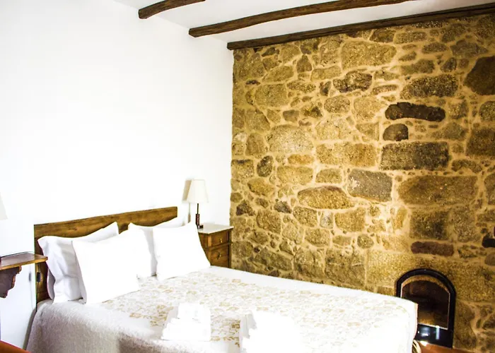 Farm stay Casa D'acha Sao Miguel de Acha